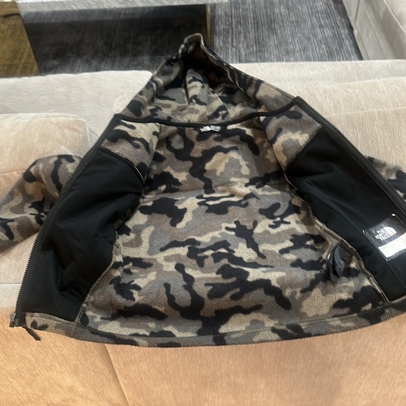 Kids fleece north face jacket - Picture 4 of 4